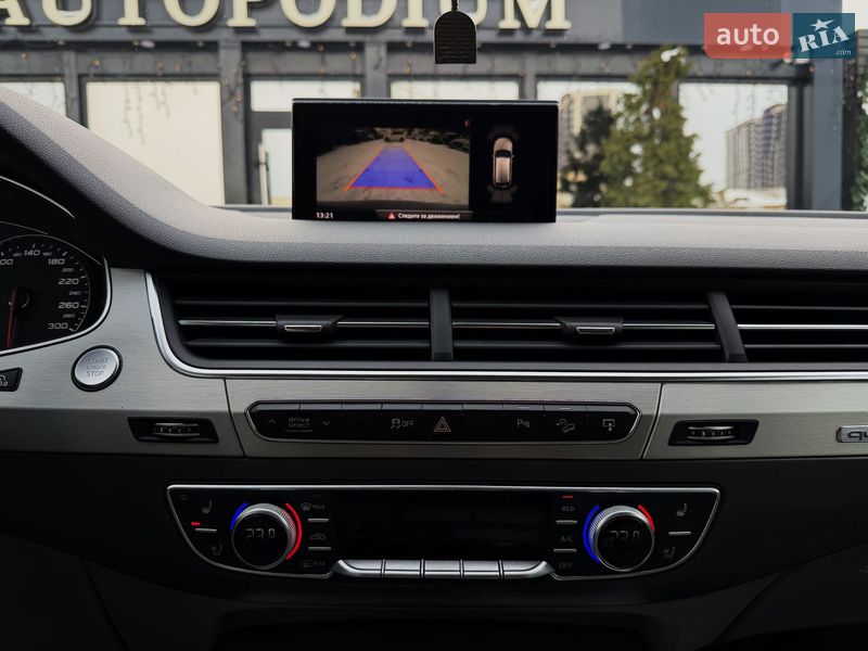 Внедорожник / Кроссовер Audi Q7 2015 в Киеве