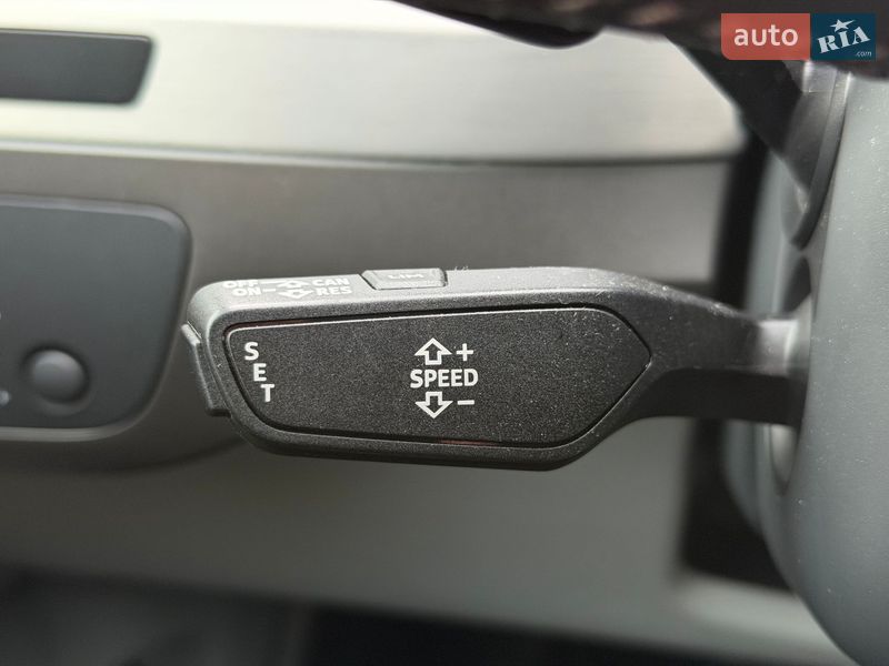 Внедорожник / Кроссовер Audi Q7 2015 в Киеве