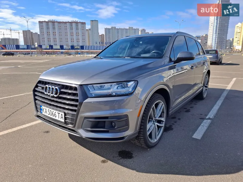 Audi Q7
