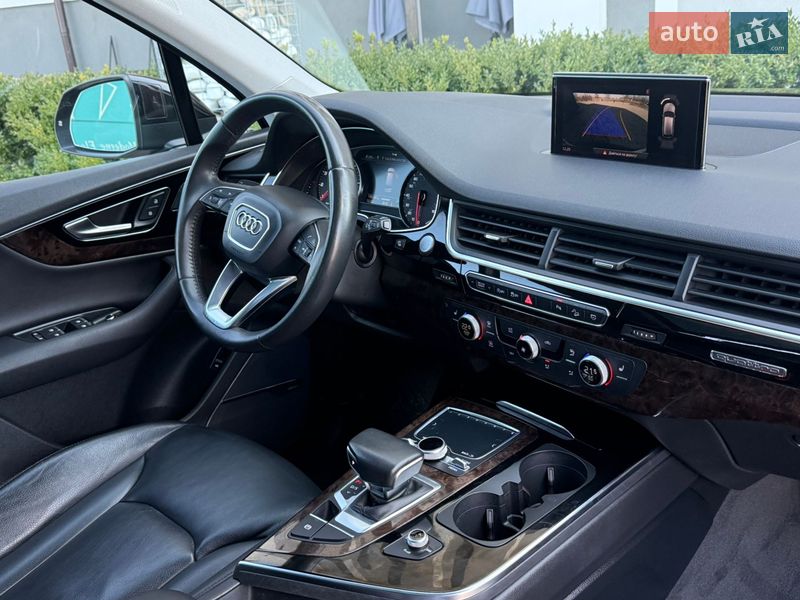 Позашляховик / Кросовер Audi Q7 2018 в Стрию