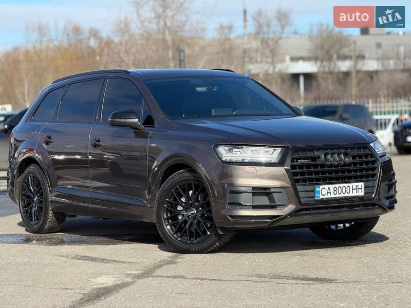 Внедорожник / Кроссовер Audi Q7 2016 в Киеве