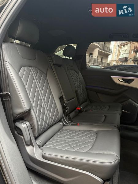 Внедорожник / Кроссовер Audi Q7 2026 в Киеве