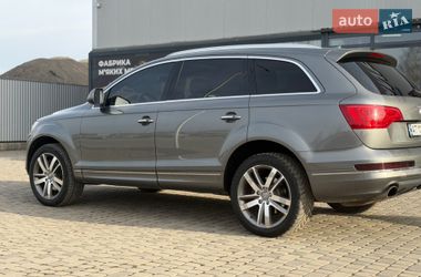 Позашляховик / Кросовер Audi Q7 2013 в Івано-Франківську