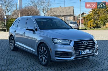 Позашляховик / Кросовер Audi Q7 2016 в Ужгороді
