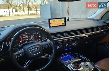 Внедорожник / Кроссовер Audi Q7 2015 в Мукачево