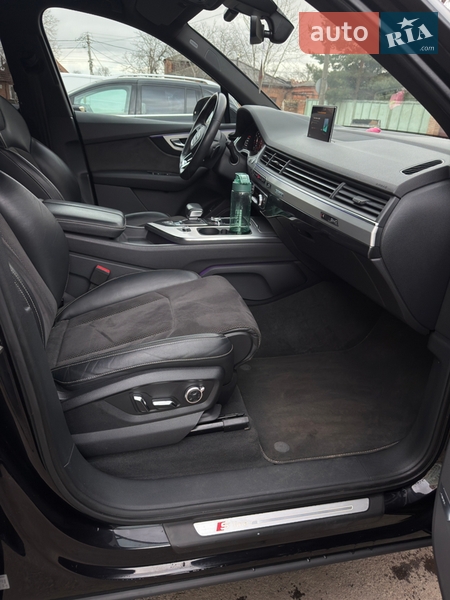 Внедорожник / Кроссовер Audi Q7 2018 в Полтаве