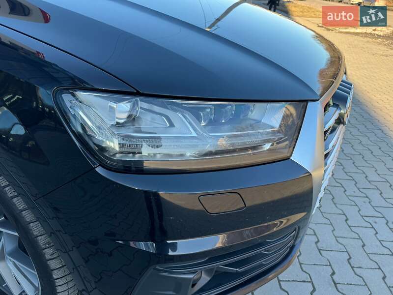 Внедорожник / Кроссовер Audi Q7 2016 в Ровно