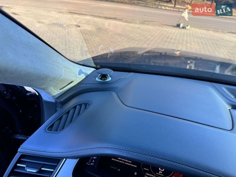Внедорожник / Кроссовер Audi Q7 2016 в Ровно