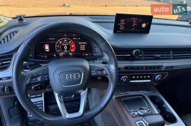 Внедорожник / Кроссовер Audi Q7 2016 в Ровно
