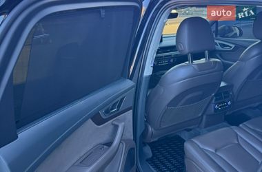 Внедорожник / Кроссовер Audi Q7 2016 в Ровно