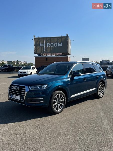 Внедорожник / Кроссовер Audi Q7 2019 в Киеве