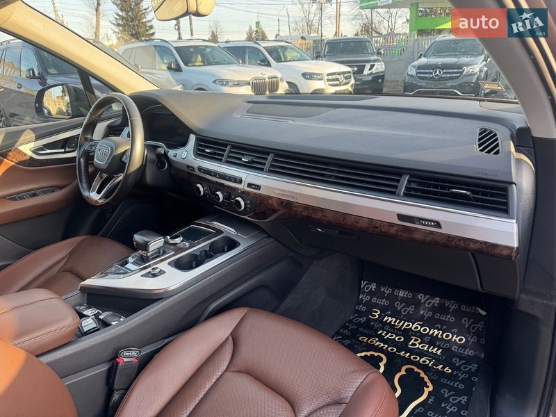 Позашляховик / Кросовер Audi Q7 2015 в Тернополі