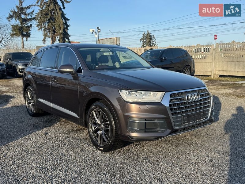 Позашляховик / Кросовер Audi Q7 2015 в Тернополі