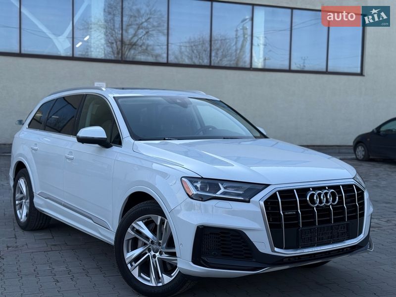 Внедорожник / Кроссовер Audi Q7 2019 в Стрые
