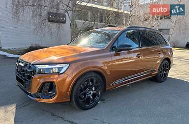 Внедорожник / Кроссовер Audi Q7 2024 в Киеве