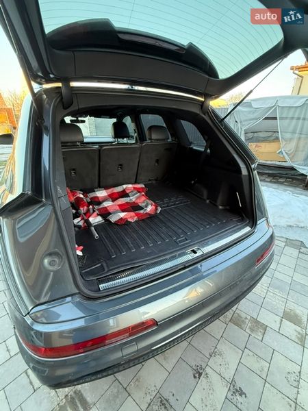 Позашляховик / Кросовер Audi Q7 2018 в Переяславі