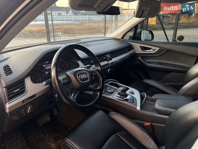 Внедорожник / Кроссовер Audi Q7 2017 в Львове