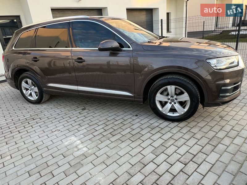 Внедорожник / Кроссовер Audi Q7 2017 в Львове