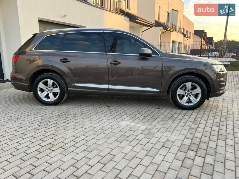 Внедорожник / Кроссовер Audi Q7 2017 в Львове