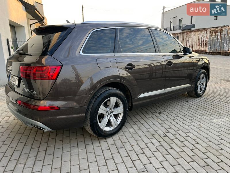 Внедорожник / Кроссовер Audi Q7 2017 в Львове