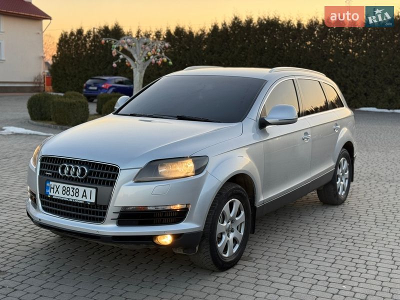 Позашляховик / Кросовер Audi Q7 2007 в Чернівцях