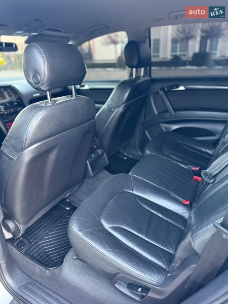 Позашляховик / Кросовер Audi Q7 2007 в Чернівцях