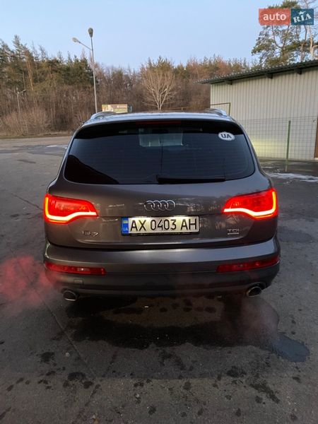 Позашляховик / Кросовер Audi Q7 2013 в Харкові