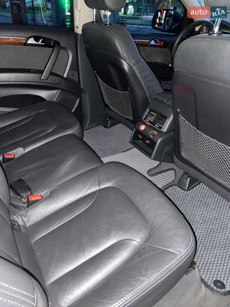 Позашляховик / Кросовер Audi Q7 2013 в Харкові