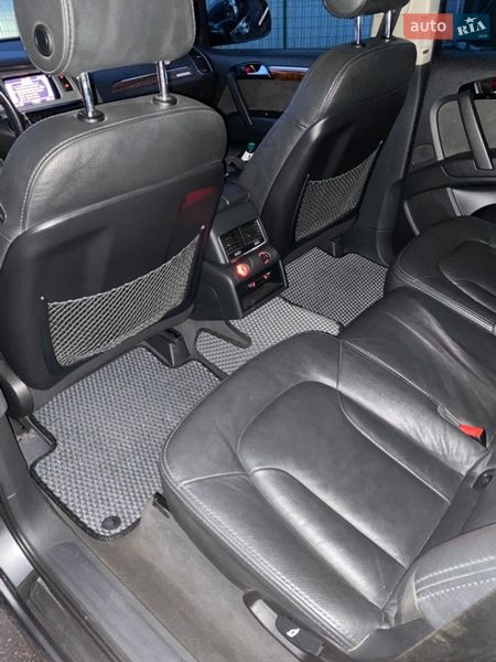 Позашляховик / Кросовер Audi Q7 2013 в Харкові