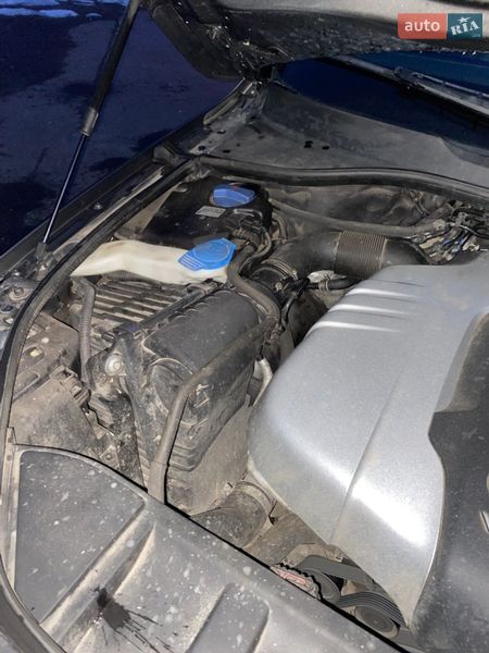 Позашляховик / Кросовер Audi Q7 2013 в Харкові