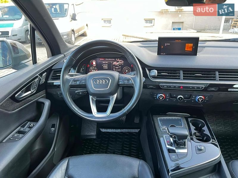 Позашляховик / Кросовер Audi Q7 2018 в Києві