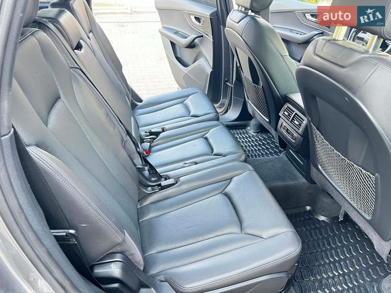 Позашляховик / Кросовер Audi Q7 2018 в Києві