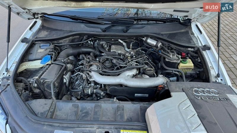 Внедорожник / Кроссовер Audi Q7 2010 в Одессе