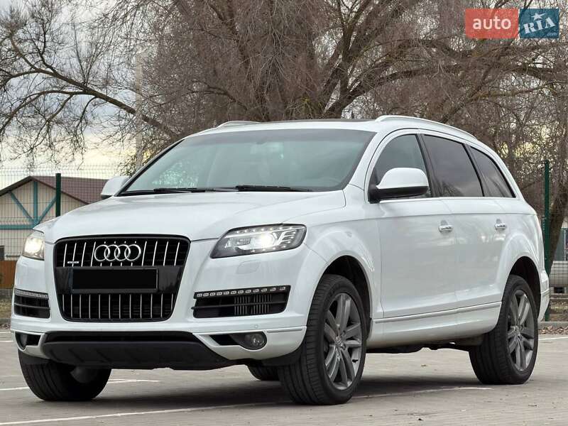 Позашляховик / Кросовер Audi Q7 2015 в Запоріжжі