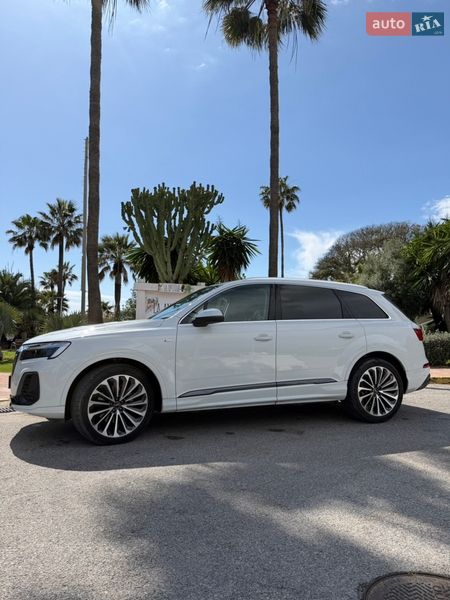 Позашляховик / Кросовер Audi Q7 2025 в Дніпрі