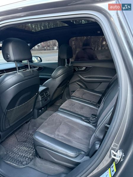 Внедорожник / Кроссовер Audi Q7 2018 в Днепре