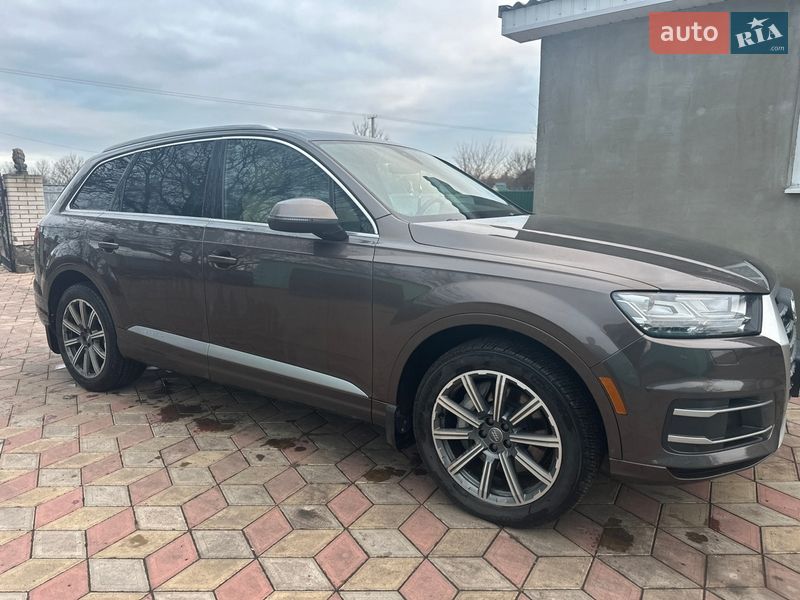 Внедорожник / Кроссовер Audi Q7 2016 в Николаеве
