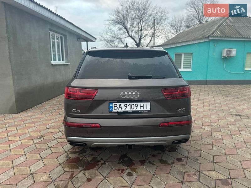 Внедорожник / Кроссовер Audi Q7 2016 в Николаеве