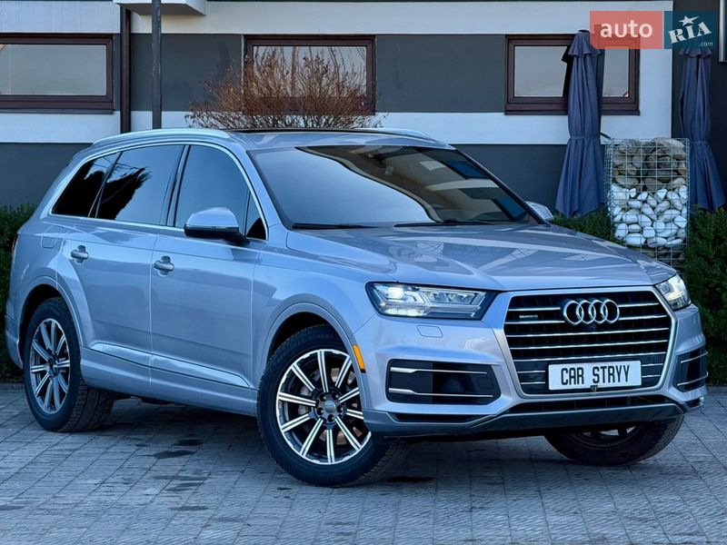 Внедорожник / Кроссовер Audi Q7 2017 в Стрые
