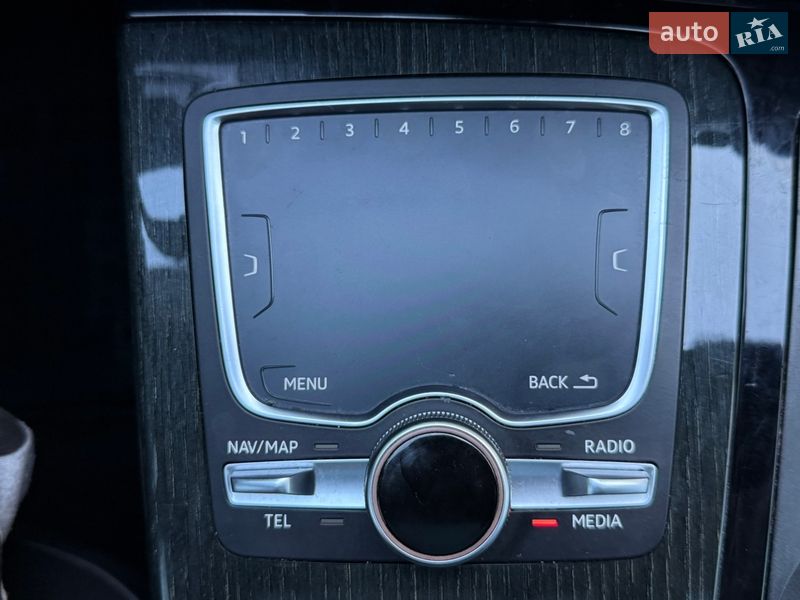 Внедорожник / Кроссовер Audi Q7 2017 в Стрые