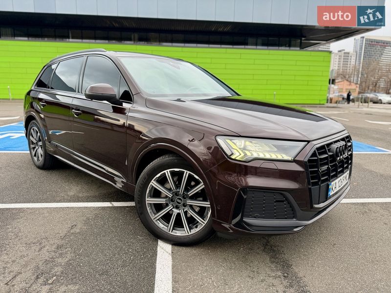 Внедорожник / Кроссовер Audi Q7 2022 в Киеве