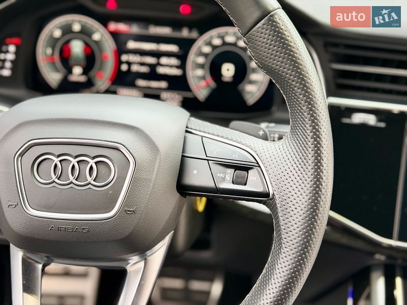 Внедорожник / Кроссовер Audi Q7 2022 в Киеве