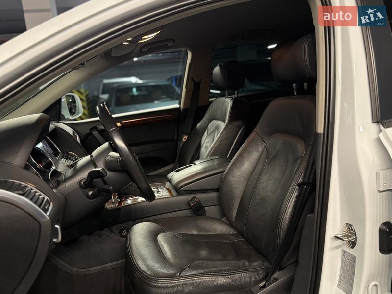 Внедорожник / Кроссовер Audi Q7 2013 в Львове