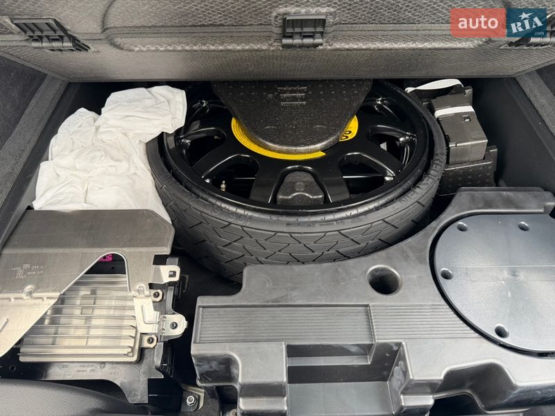 Внедорожник / Кроссовер Audi Q7 2024 в Киеве