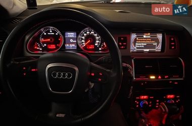 Позашляховик / Кросовер Audi Q7 2011 в Києві