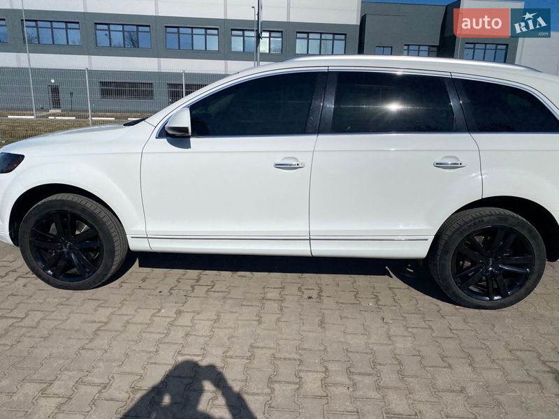 Позашляховик / Кросовер Audi Q7 2014 в Борисполі