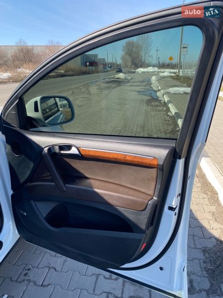 Позашляховик / Кросовер Audi Q7 2014 в Борисполі