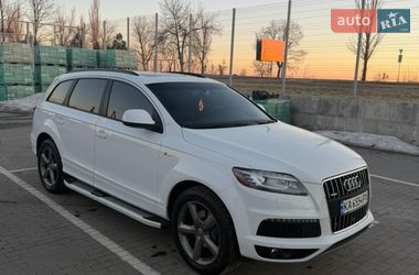 Внедорожник / Кроссовер Audi Q7 2015 в Первомайске