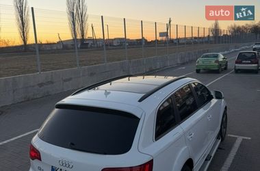 Внедорожник / Кроссовер Audi Q7 2015 в Первомайске