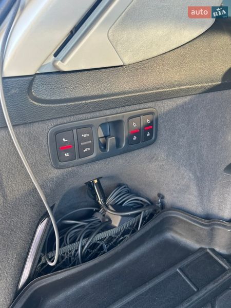 Внедорожник / Кроссовер Audi Q7 2015 в Луцке